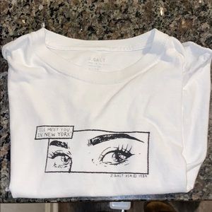 J. flat cropped a white shirt